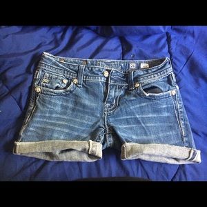 Miss me shorts size 26